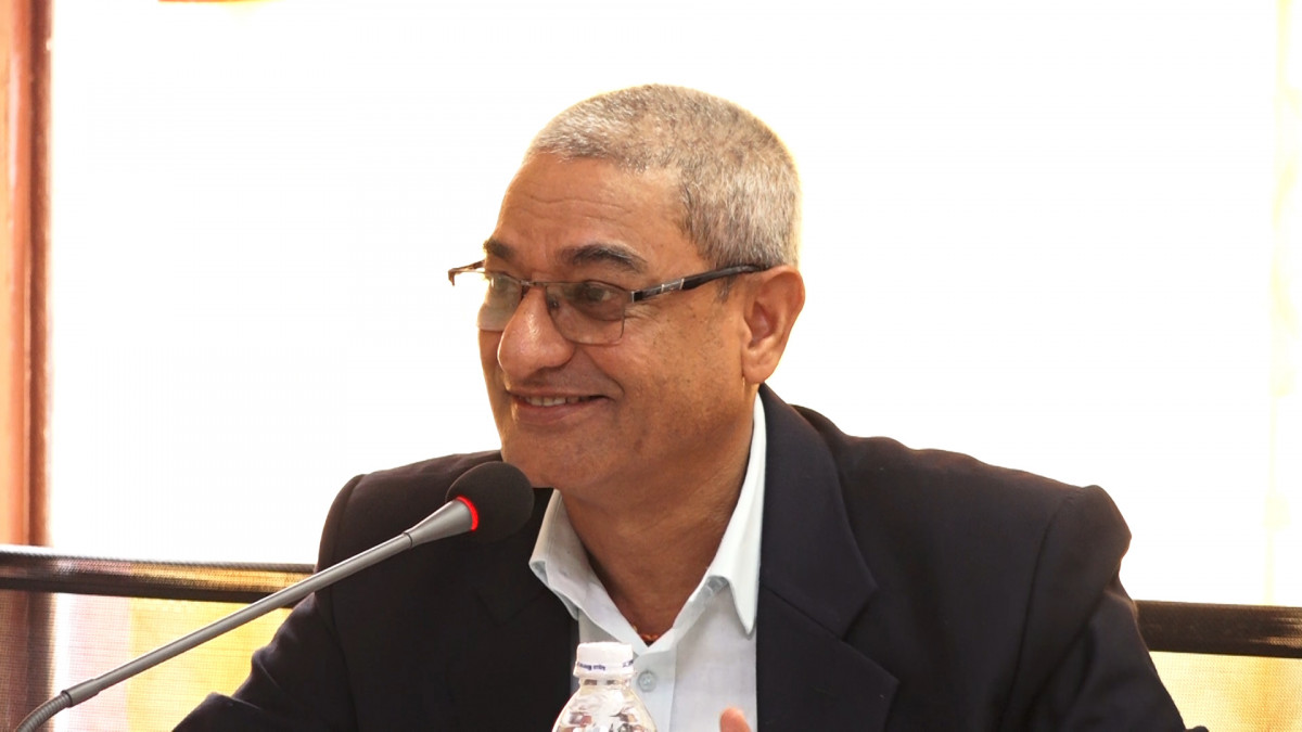 प्रकृतिलाई बिगारेर आफैँ जोखिम ननिम्त्याऔँ : गृहमन्त्री लेखक