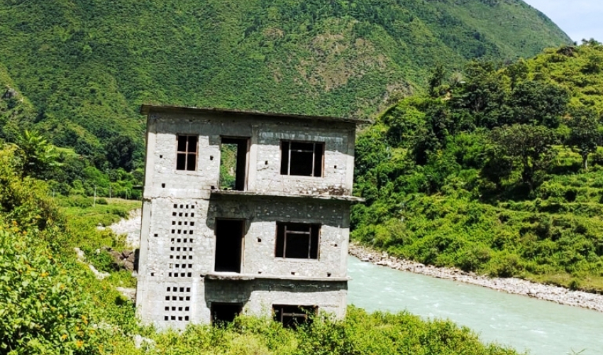 बझाङमा ३१ लाखको वन कार्यालय भवन ९ वर्षदेखि अलपत्र