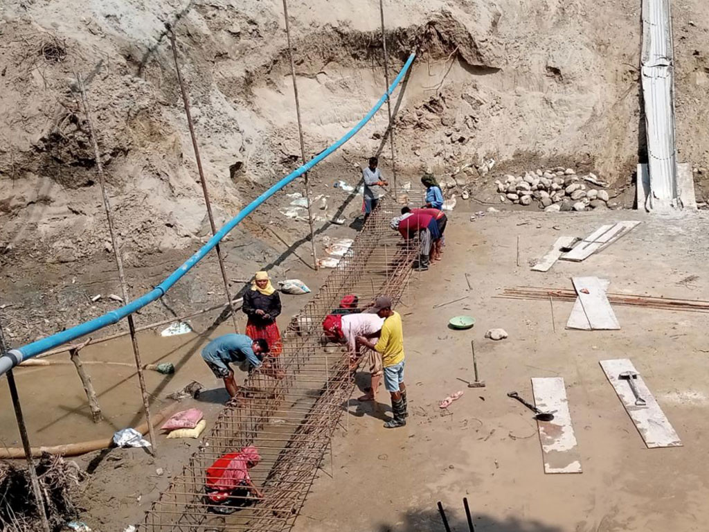 धनगढी-खुटिया सडकखण्डमा दुई वटा पक्की पुल निर्माण गरिँदै