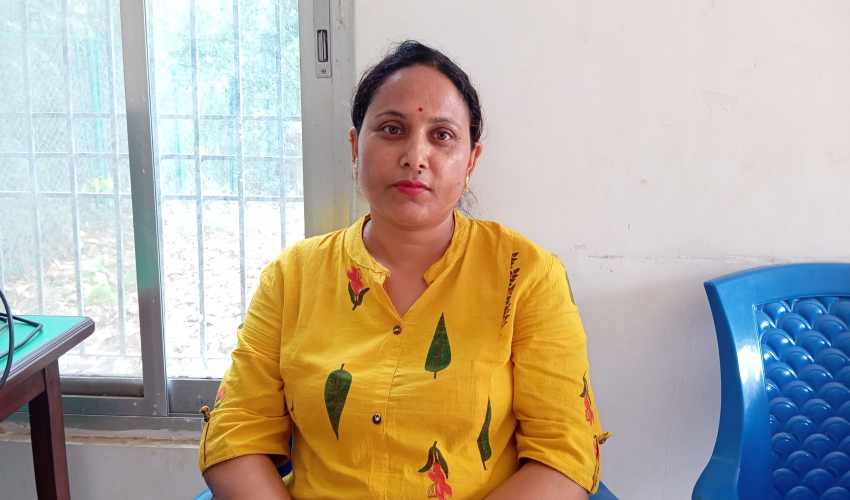 धनगढीकी सबिना घिमिरेले गरिन कपडा बैङ्कलाई सहयोग