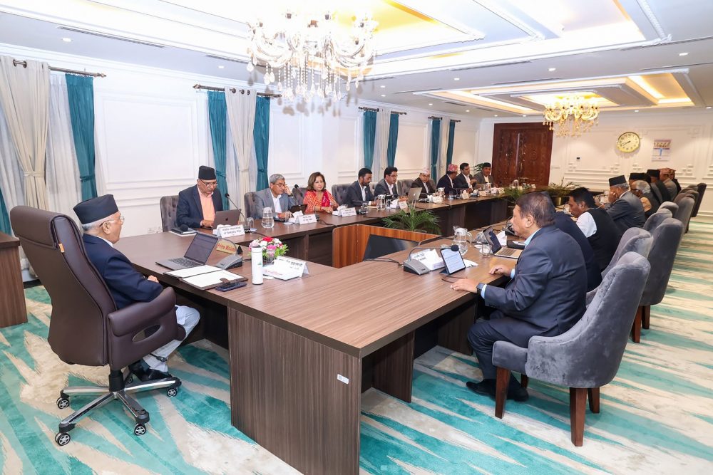 गभर्नर सिफारिस समिति पुनर्गठन, विश्वको ठाउँमा पाण्डे ल्याइयो