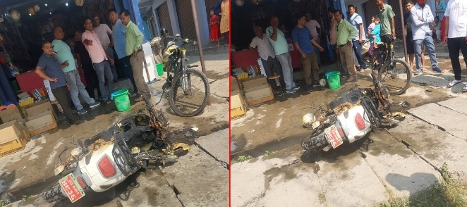 चार्जिङमा राखिएको इभी स्कुटरमा आगलागी, पूर्णरूपमा जलेर नष्ट