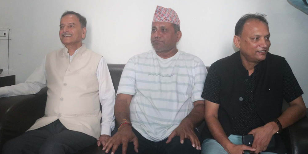 सबै दलको सहमतिमा संविधान संशोधन गर्नुपर्छ : कृष्णप्रसाद सिटौला