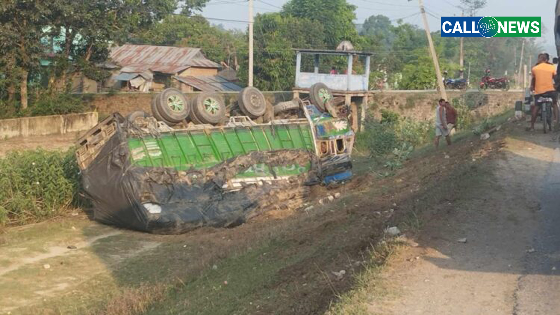 कैलालीमा ट्रक दुर्घटना