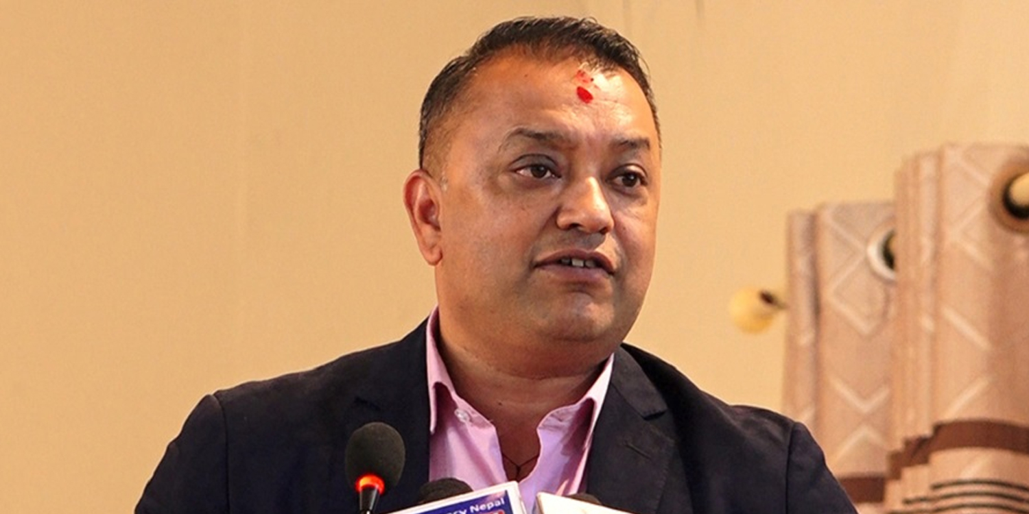 प्रधानमन्त्रीलाई बोलीमा लगाम लगाउन गगनको सुझाव