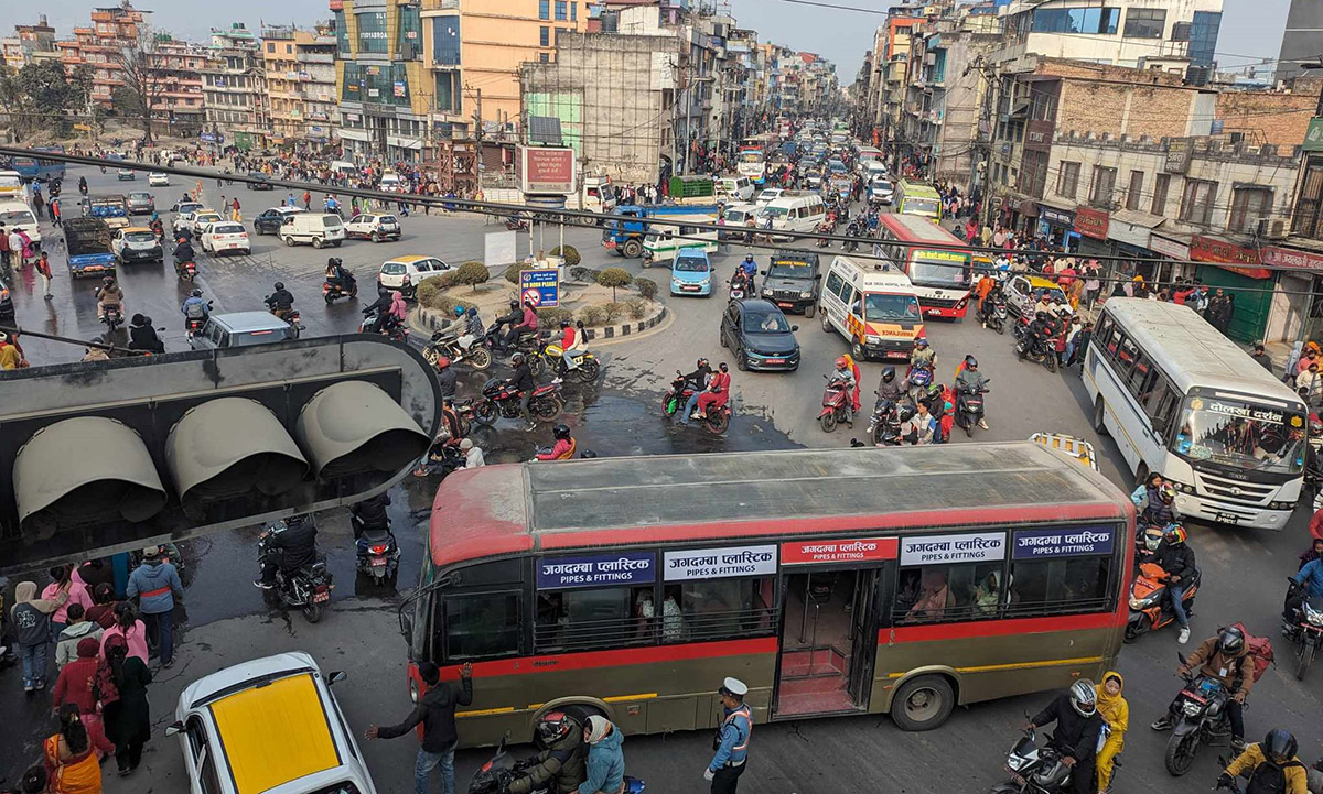 काठमाडौंमा आज दिउँसो यी ठाउँमा हुन सक्छ ट्राफिक जाम