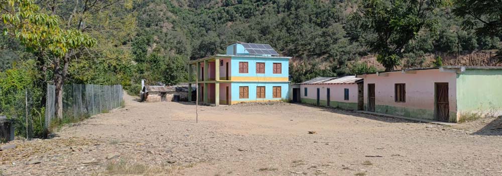 छ जनाको कोटामा आठ जना  शिक्षक भर्ना गर्दा २ शिक्षक विस्थापित हुने सम्भावना