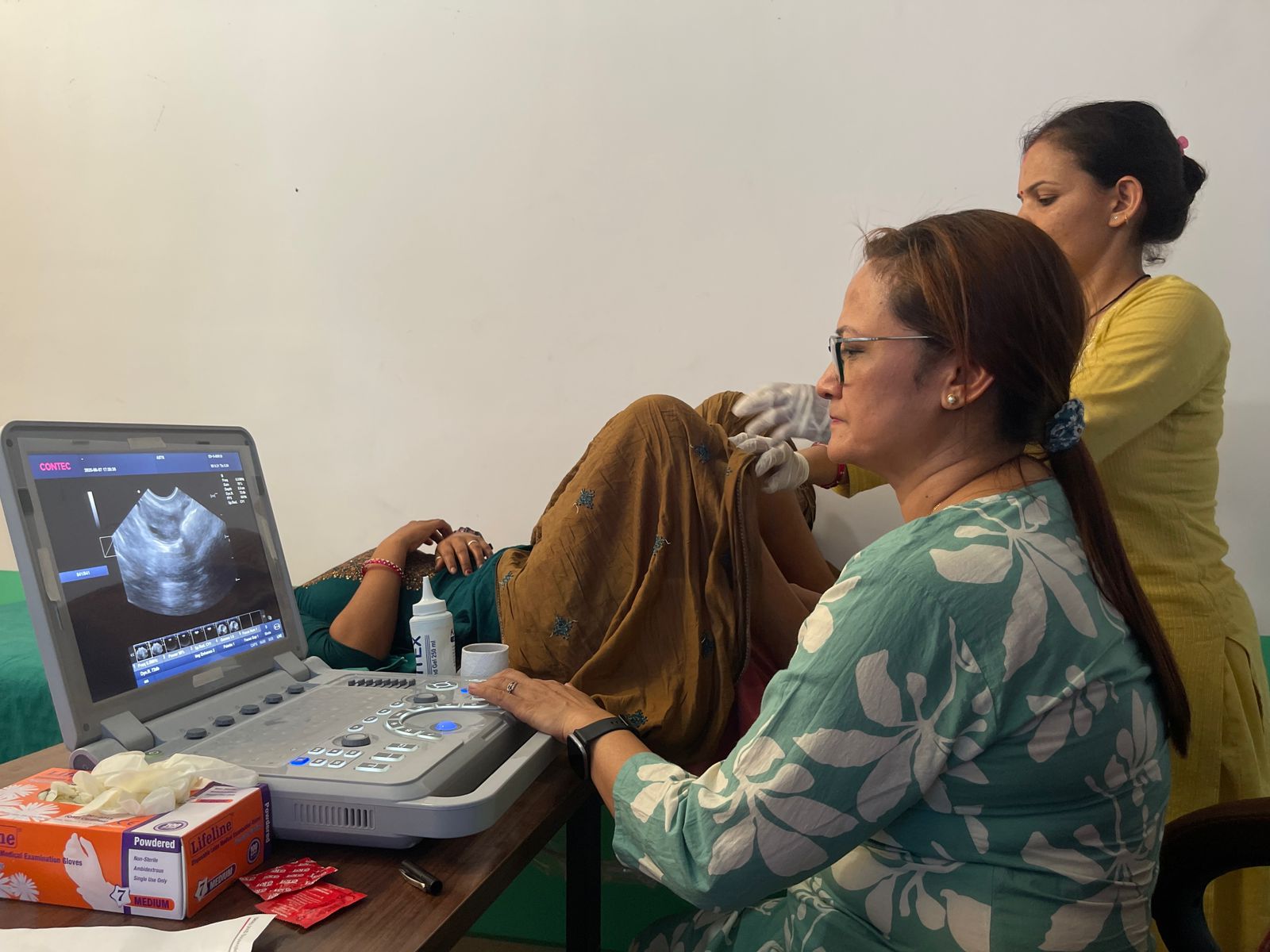 धनगढीमा बाँझोपन सम्बन्धी शिविरमा १८० जनालाई उपचार र परामर्श