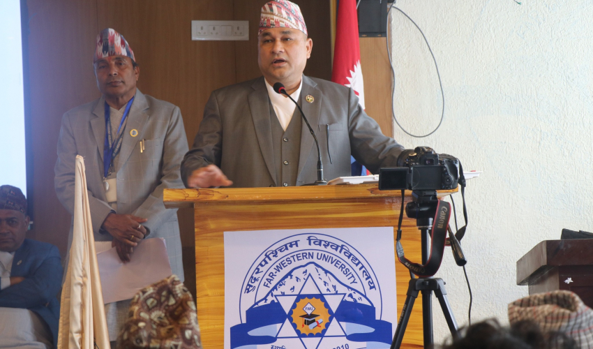 सुदूरपश्चिमका मुख्यमन्त्री शाह भन्छन् : हाम्रो सीपलाई विश्व बजारमा लैजानु पर्छ !