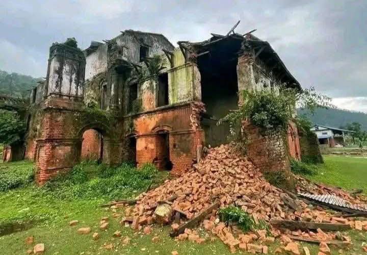 कैलालीको चुरेमा ऐतिहासिक गर्भा दरबार जिर्ण अवस्थामा, संरक्षणको प्रयास अलपत्र