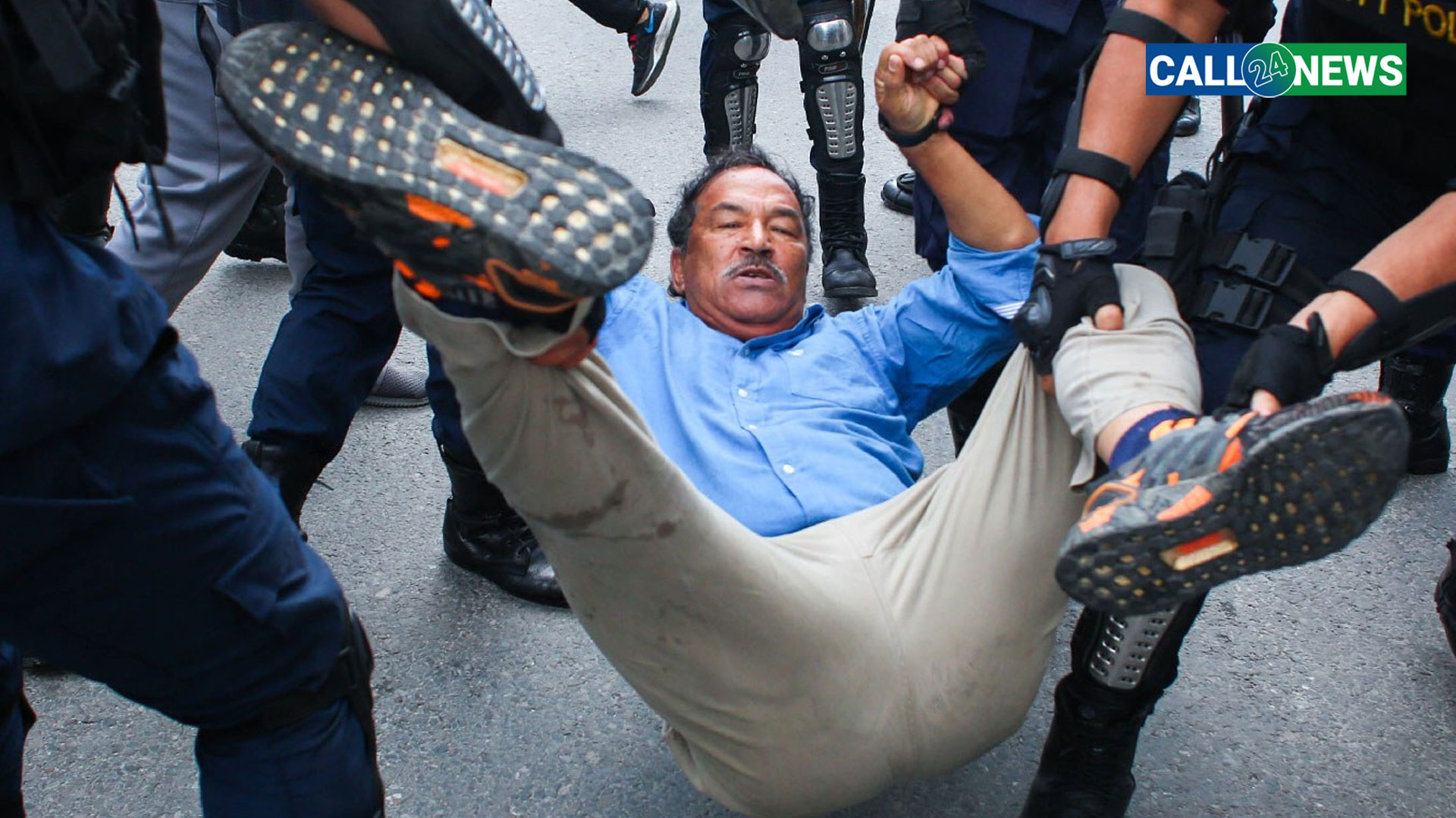 सडकमा लछारिँदै पक्राउ परेका कमल थापा छुटे