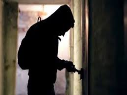 धनगढीको उल्का गारमेन्टमा रातको समयमा चोरी