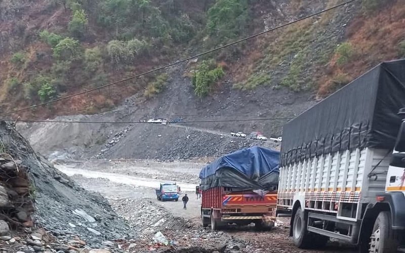 चार दिन बन्द भएको काठमाण्डौ–हेटौँडा जोड्ने कान्ति लोकपथ आजदेखि खुल्यो