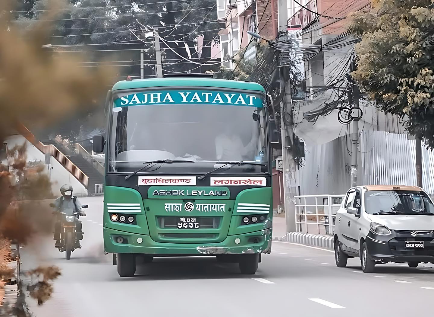 बन्दमा पनि चलेको छ साझा, प्रहरीले चलायो नि:शुल्क दुइटा बस