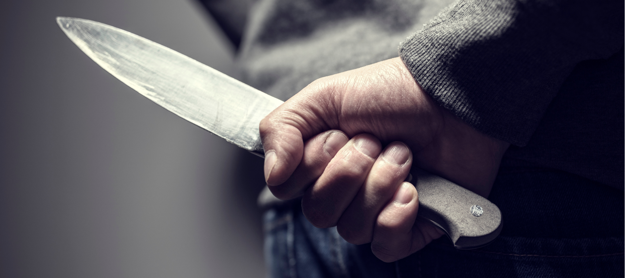 कञ्चनपुरमा तीन जनामाथि धारिलो हतियार प्रहार