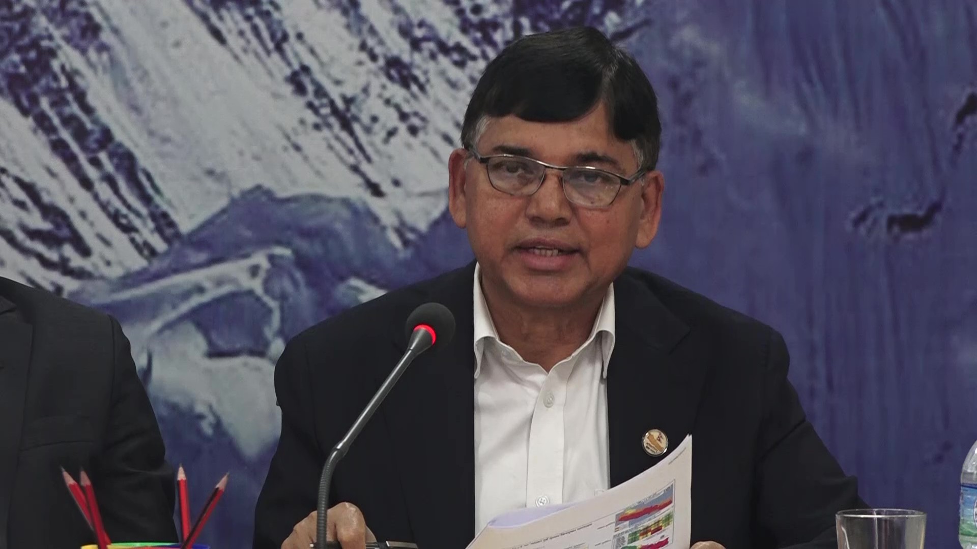 सहमति भइसकेको अवस्थामा सार्वजनिक यातायात बन्द गर्नु उचित हैन : यातायातमन्त्री