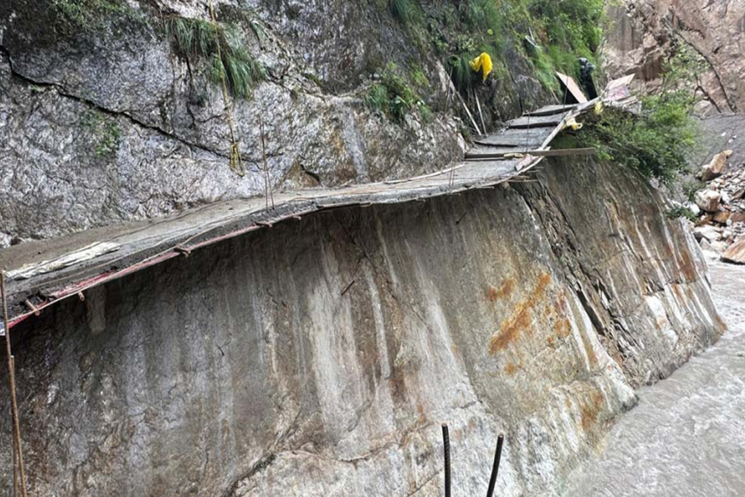 दार्चुलाको छाङरु र तिंकर आवतजावत गर्ने बाटो निर्माण कार्यको अन्तिम चरणमा