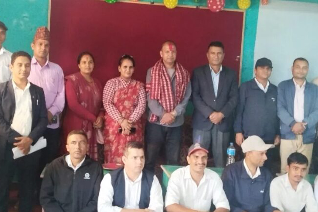 बैतडीको दोगडाकेदारमा नयाँ प्रमुख प्रशासकीय अधिकृत जोशी हाजिर