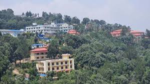 स्वास्थ्य बिमाको प्रथम सेवा विन्दुबाट हटाएपछि विरोध