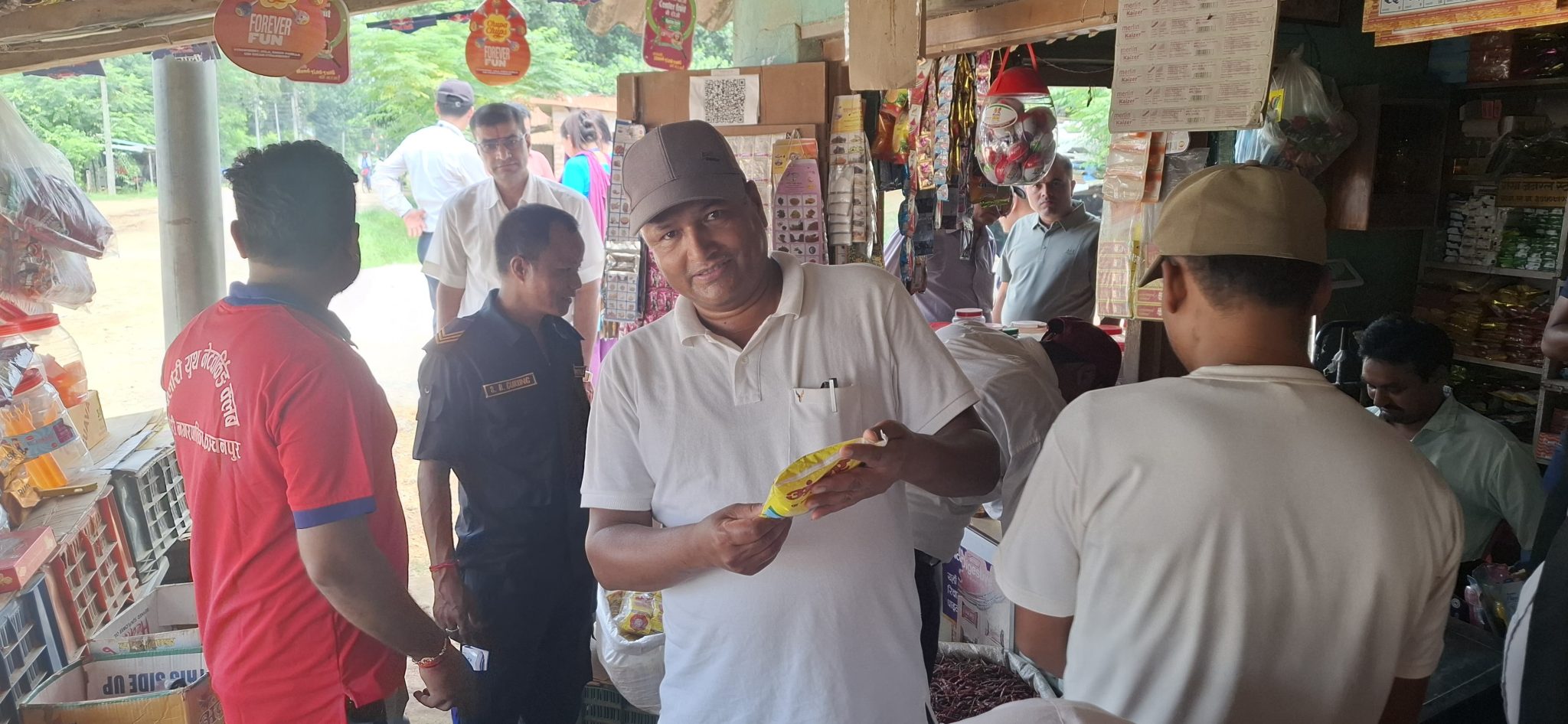 बेलौरी बजार अनुगमन, म्याद गुज्रिएका सामान र प्रतिबन्धित