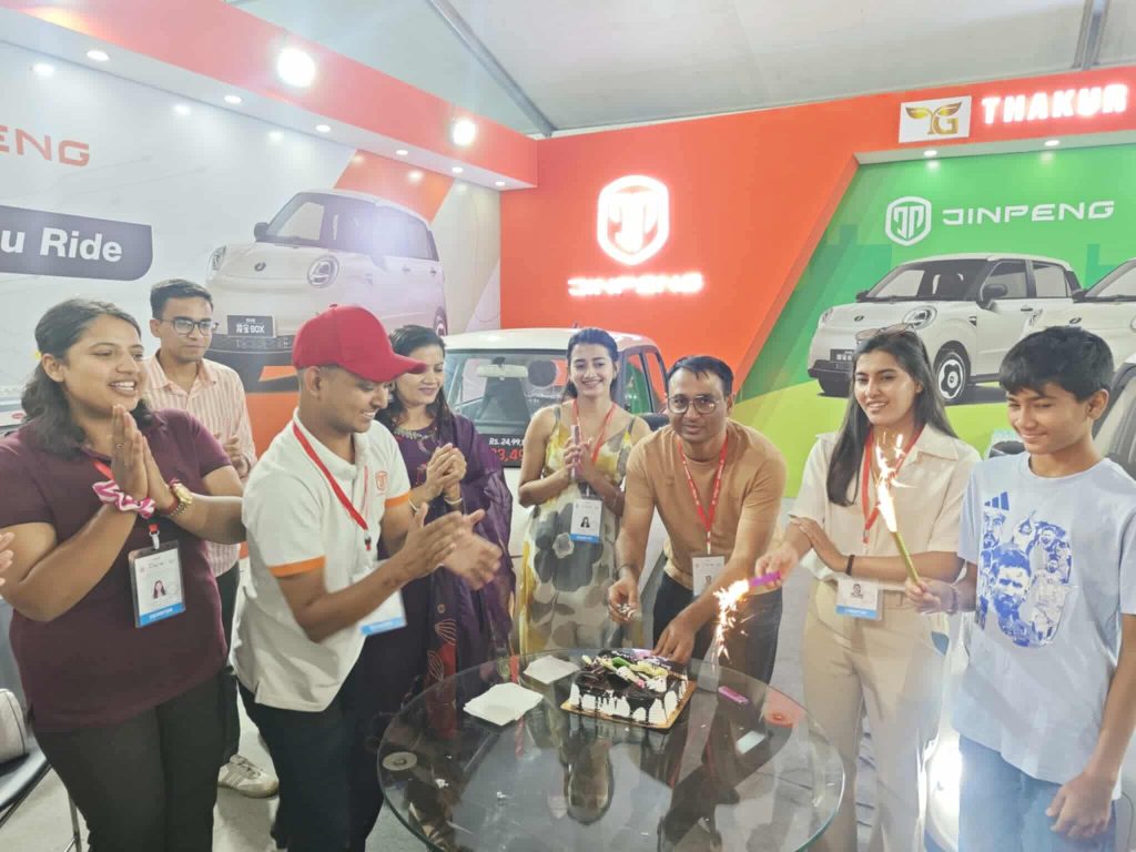 सस्तो कार जिनपिङकाे लिङ्बक्स नाडामा १०० बढी बुकिङ