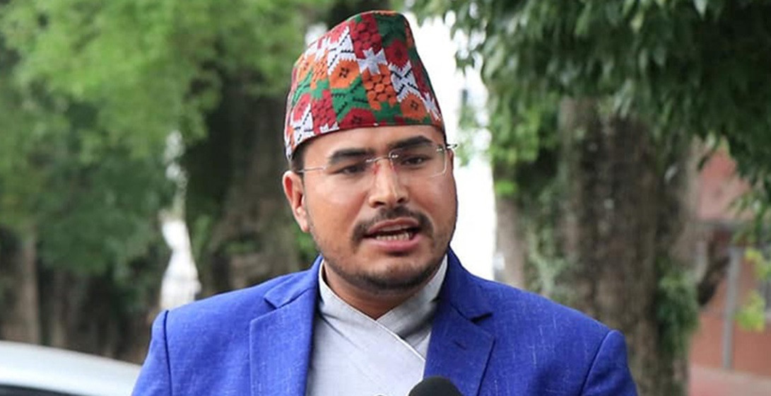 ज्ञानेन्द्र शाहीले मागे परराष्ट्र मन्त्री डा. देउवाको राजीनामा