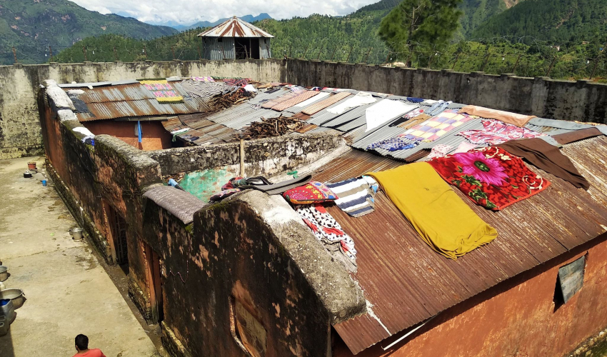 बैतडीको जीर्ण कारागारमा क्षमताभन्दा दोब्बर कैदीबन्दी