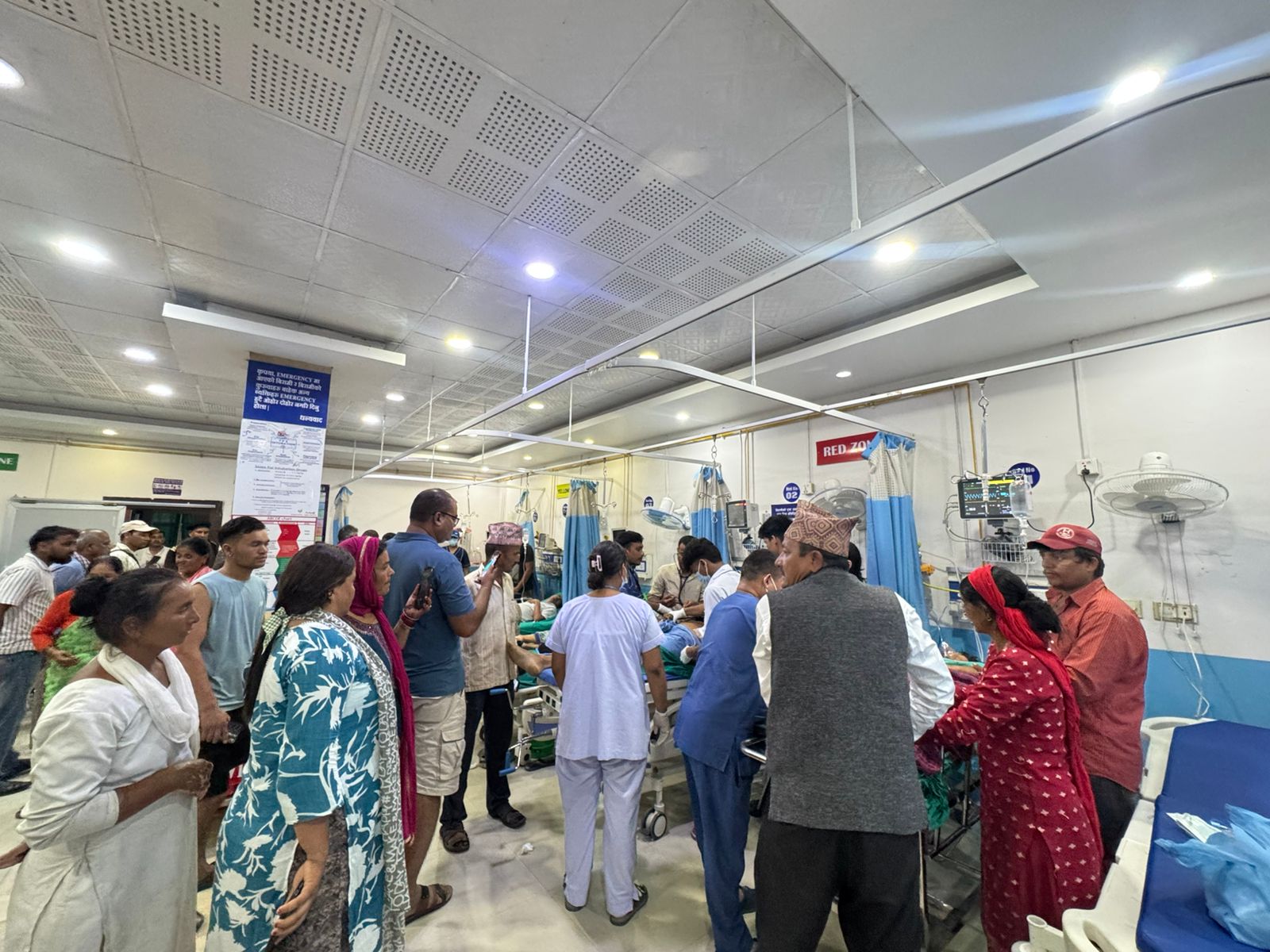 डडेल्धुरा जीप दुर्घटनामा घाईते भएकाहरको माया मेट्रोमा उपचार हुँदै