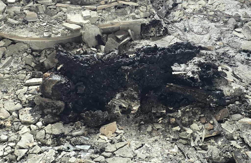 पोखरामा आन्दोलनकारीले जलाएको घरमा महिलाको शव भेटियो