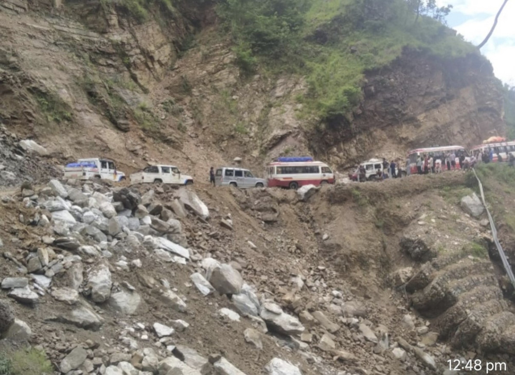 पाँच दिनपछि खुल्यो कर्णाली राजमार्ग