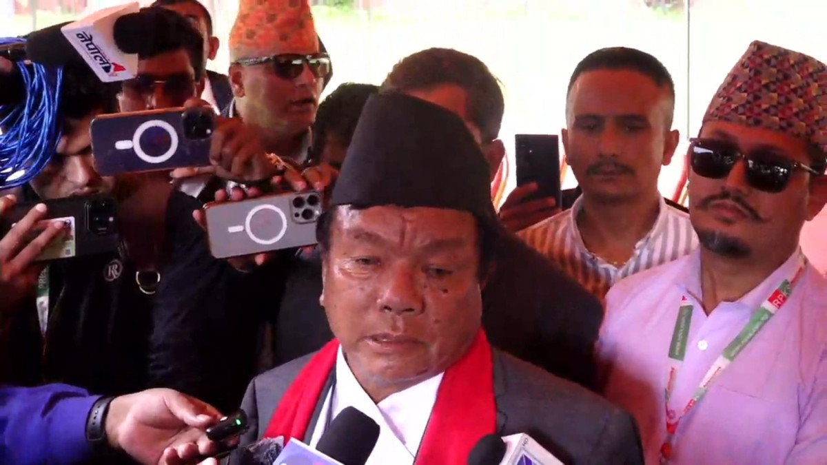 शिक्षामन्त्री महाबीर पुन मन्त्रालयमै बस्ने, खाट र किचनको माग