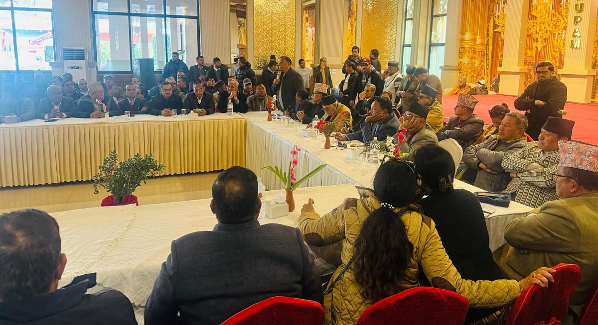 बत्तिसपुतलीमा शेखर कोइराला पक्षको भेला