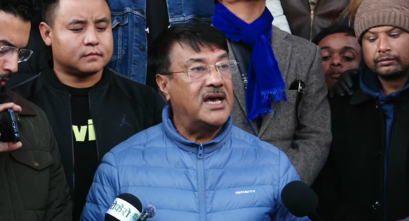 निर्वाचन आयोगको निर्णयविरुद्ध सर्वोच्च पुगे देउवा पक्षका नेताहरू