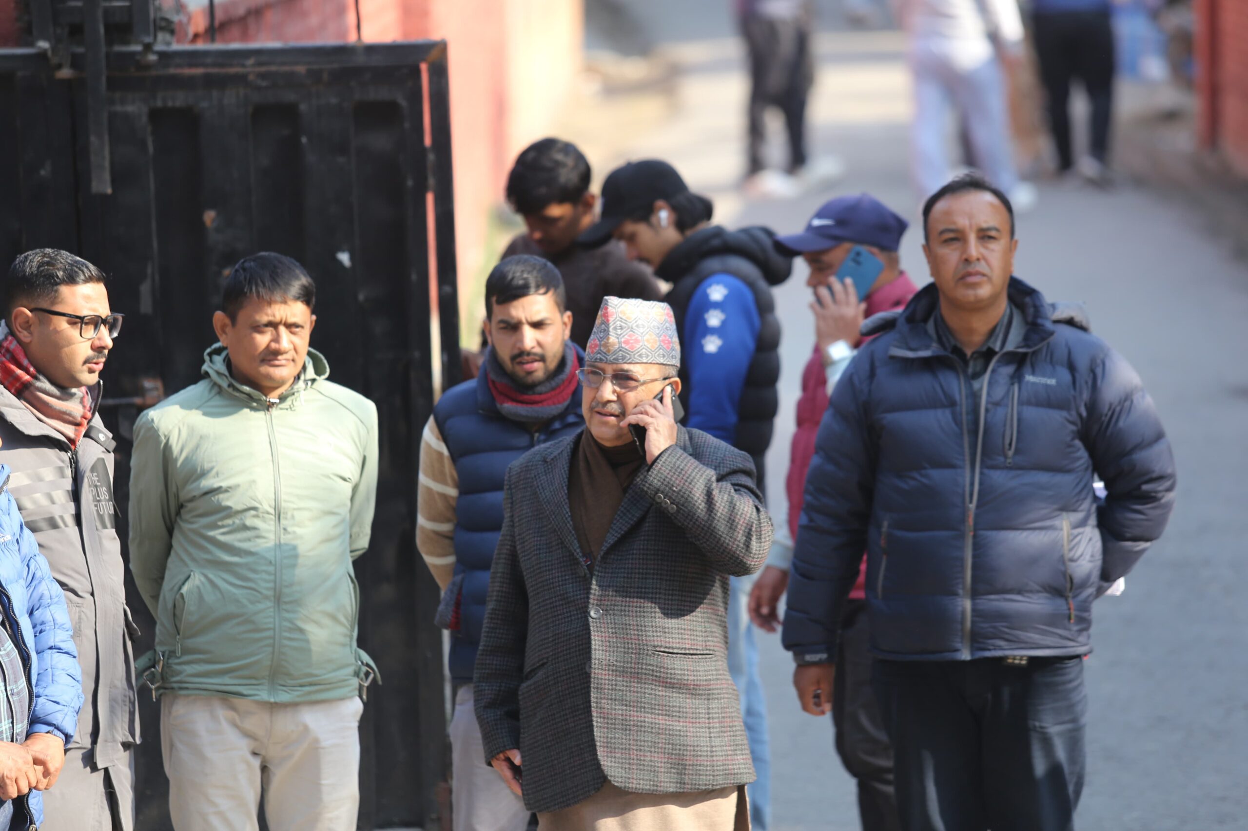 महामन्त्रीद्वयले धोका दिएको पूर्णबहादुरको ब्रिफिङ, रमेश लेखकले के भने ?