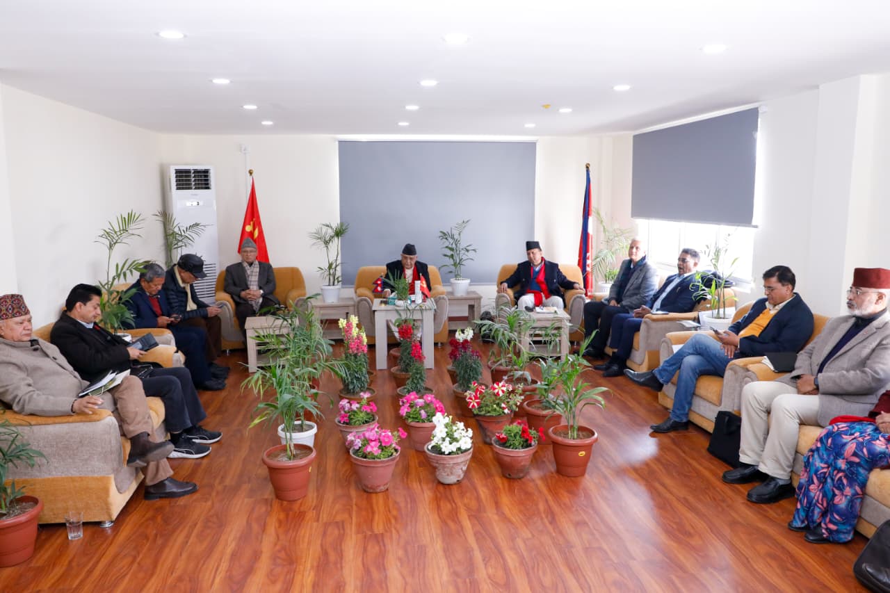 यी हुन् काठमाडौंमा एमालेले टुंग्याएका ९ उम्मेदवार, ४ मा चुनाव लड्ने उम्मेदवारको खोजी