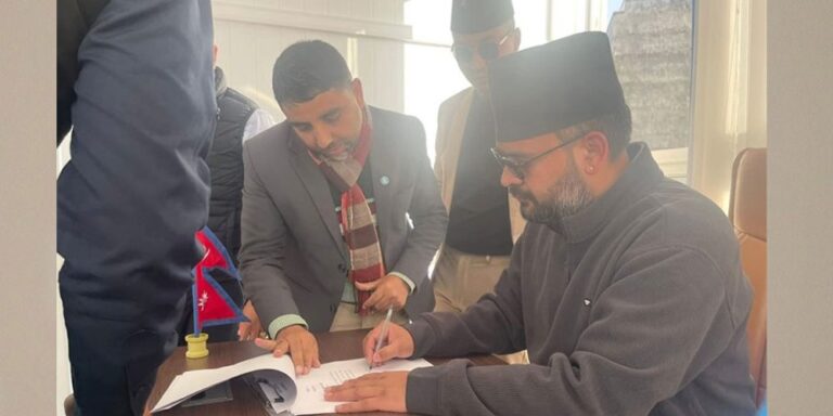 बालेनले गरे रास्वपाको वरिष्ठ नेताको पदभार ग्रहण