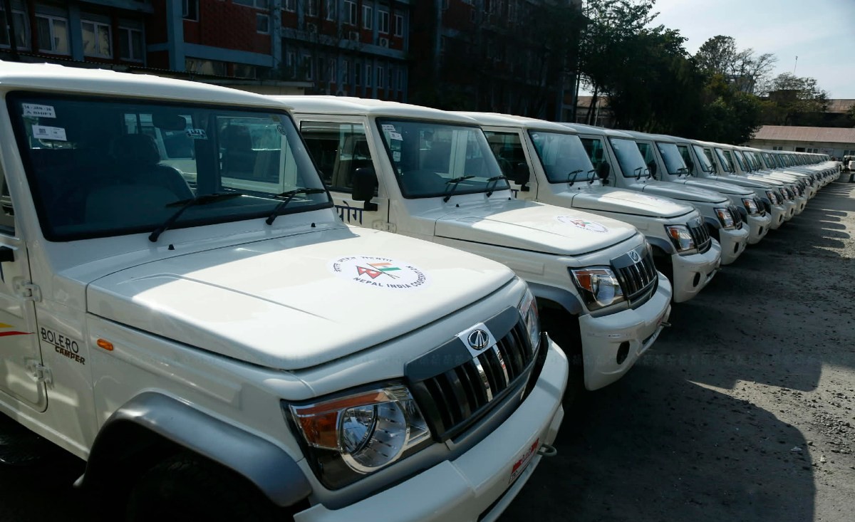 भारतले दियो नेपाललाई ६१ वटा गाडी (तस्बिरहरू)