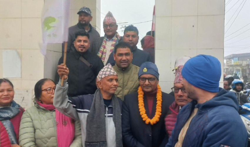 नेपाली कांग्रेस कैलाली क्षेत्र नम्बर ५ का उम्मेदवारले गरे घरदैलो सुरु