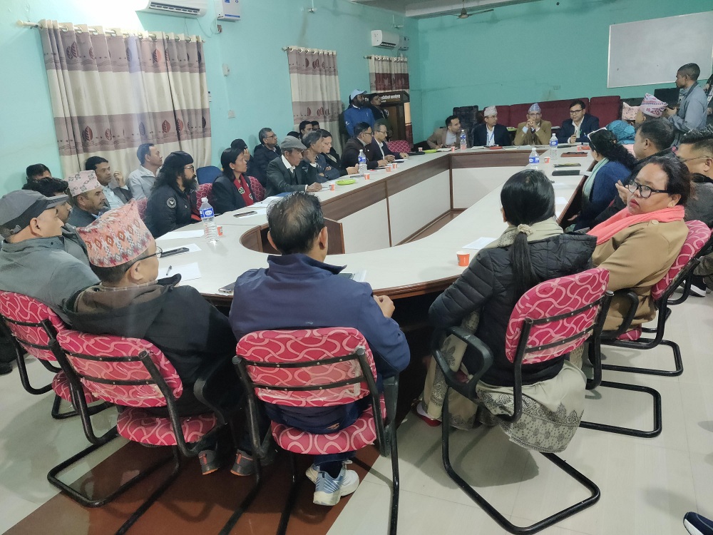 निर्वाचन आचारसंहिता पालना गर्न आयोगको आग्रह, उम्मेदवार भन्छन् : हामी प्रतिबद्ध छौँ