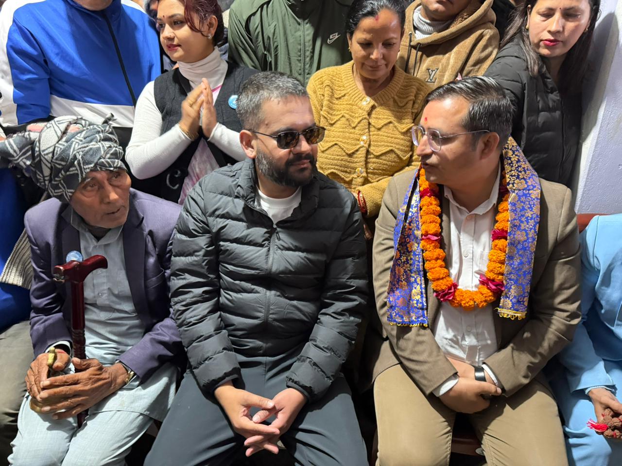 बालेन झापाको उर्लाबारीमा, मतदातासँग के भन्दै छन् ?