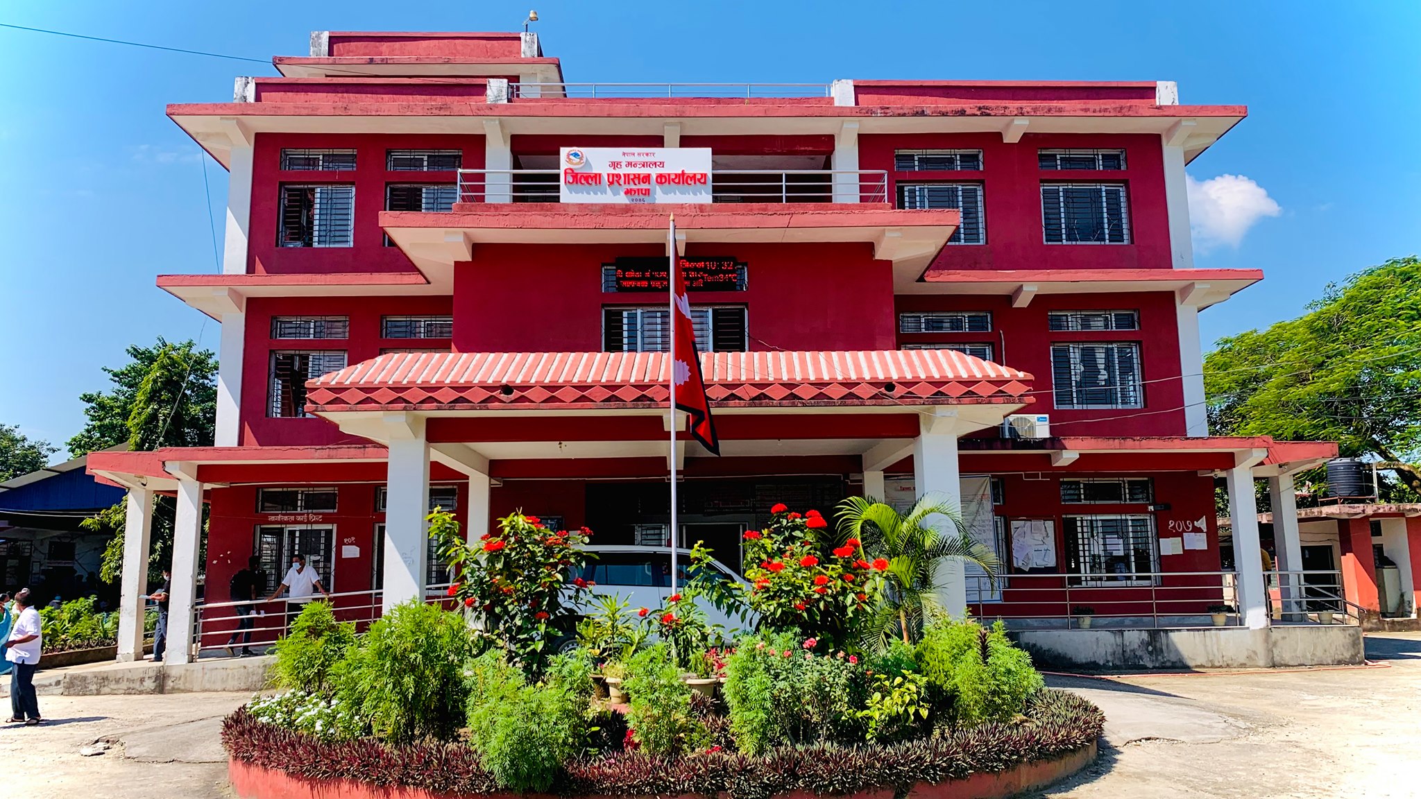 झापामा कुन उम्मेदवार र चिह्नलाई मत दिनुहुन्छ भनेर सोध्न नपाइने