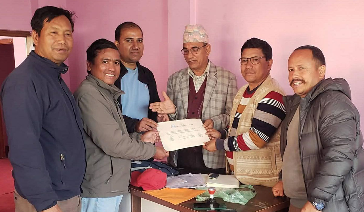 दाङमा मालेले एमालेलाई समर्थन गर्ने