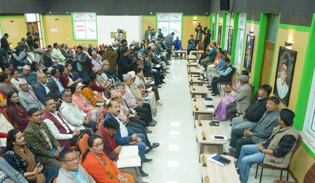 आजका लागि सकियो कांग्रेस बैठक, आइतबार फेरि बस्ने