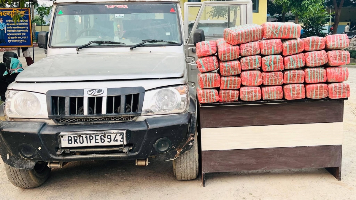 भारतीय गाडीमा लुकाइएको ९६ किलो गाँजा चितवन प्रहरीको नियन्त्रणमा