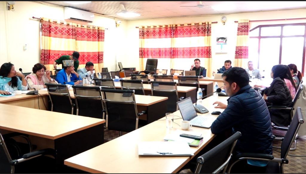 संविधान संशोधन बहसपत्र तयार गर्ने कार्यदलको बैठक सिंहदरबारमा जारी