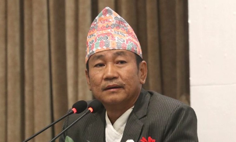 सांसद स्वकीय सचिव राख्ने निर्णयको विरोधमा हर्क साम्पाङ