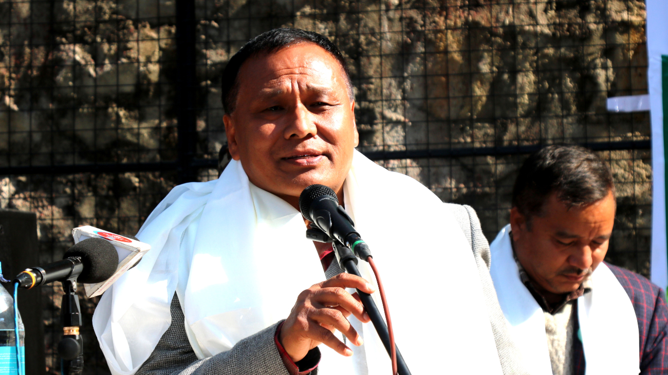 पेट्रोलियम पदार्थमा गरिएको मूल्य वृद्धि फिर्ता लिन कुलमान घिसिङको माग