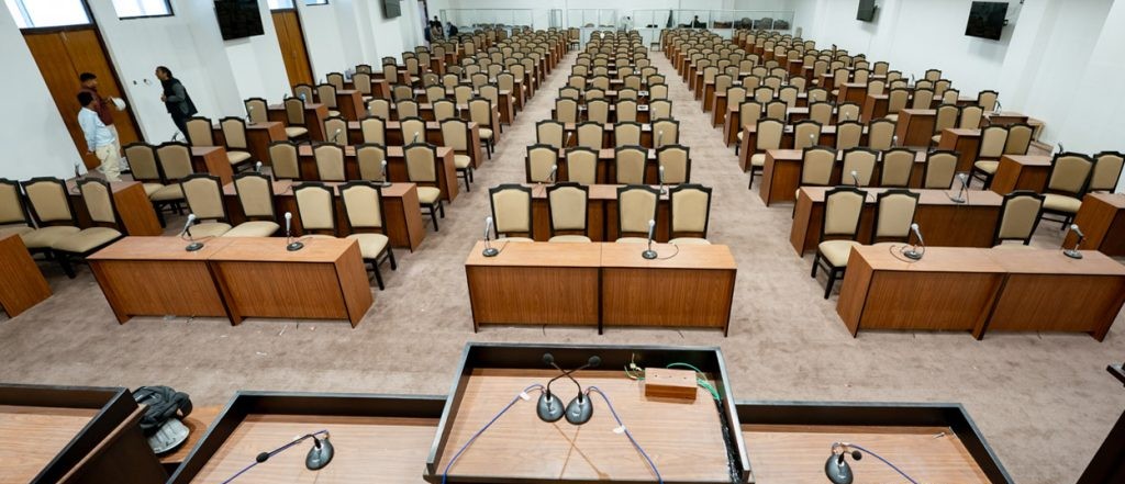 सभामुखमा कांग्रेसले उम्मेदवारी नदिने, एमाले छलफलमा