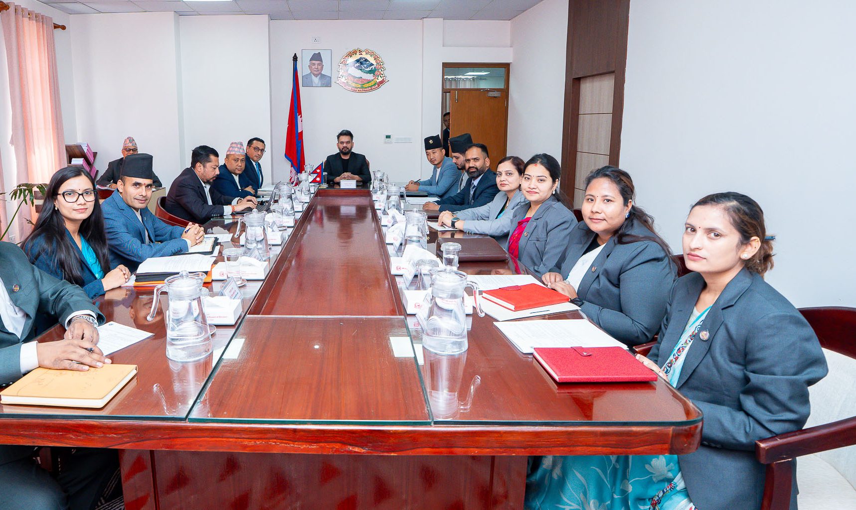 शेयर बजारमा मन्त्रीहरूको आकर्षणः कसको लगानी कति ?