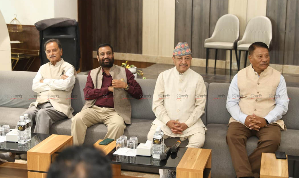 देउवा समूह स्मार्ट प्यालेसमा भेला